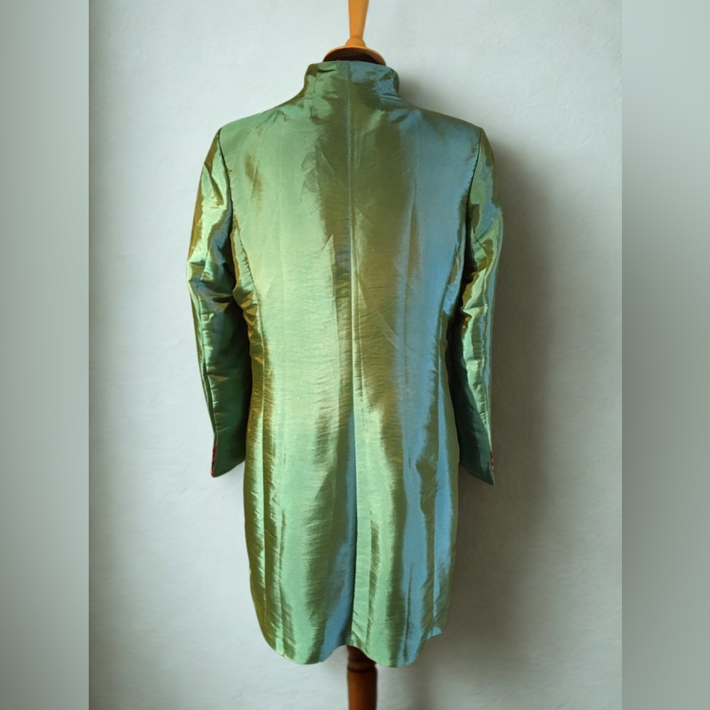 True Vintage Elegant Jade and Red SILK Women's Coat - Picture 10 of 15